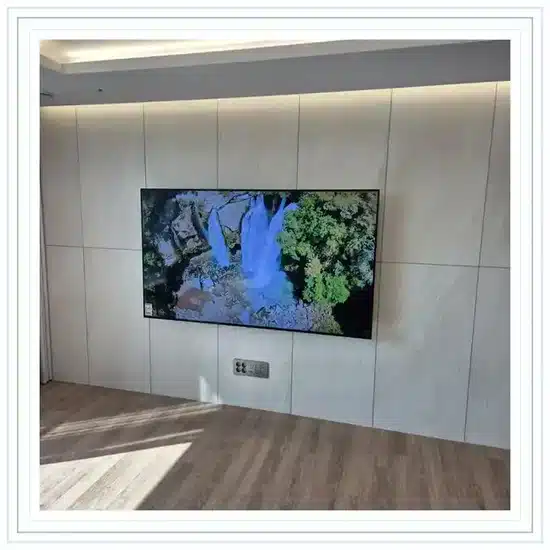 벽걸이TV 설치 거실 배치 참고 이미지