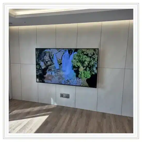 벽걸이TV 설치 거실 배치 참고 이미지
